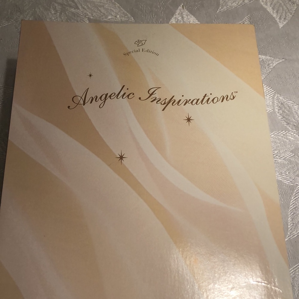 New in box Barbie Angelic Inspirations doll. - Picture 3 of 4